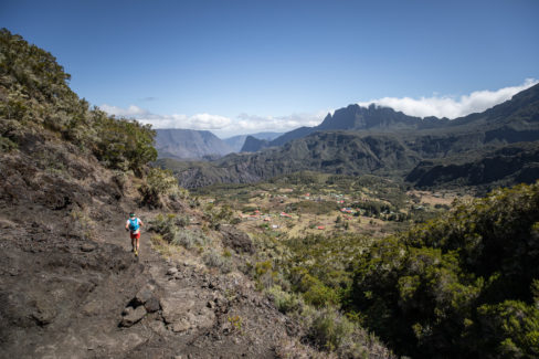 Photo de trail : Grand Raid 2019 Mafate (c) Mickael Mussard