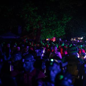 Photo de trail : le sas de départ de l’Ultra-Race 2019 (c) Mickael Mussard Photographe Photo de trail : le sas de départ de l'Ultra-Race 2019 (c) Mickael Mussard Photographe