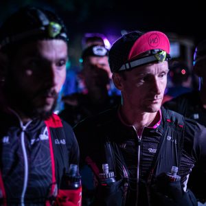 Photo de trail : Maxi-Race, les coureurs attendent le départ (c) Mickael Mussard Photographe Photo de trail : Maxi-Race, les coureurs attendent le départ (c) Mickael Mussard Photographe