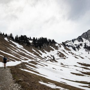 Photo de trail : les Bauges enneigées sur l’Ultra-Race (c) Mickael Mussard Photographe Photo de trail : les Bauges enneigées sur l'Ultra-Race (c) Mickael Mussard Photographe