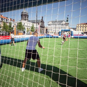 Photo de sport : animation football pour les jeunes et les moins jeunes (c) Mickael Mussard Photographe Photo de sport : animation football pour les jeunes et les moins jeunes (c) Mickael Mussard Photographe