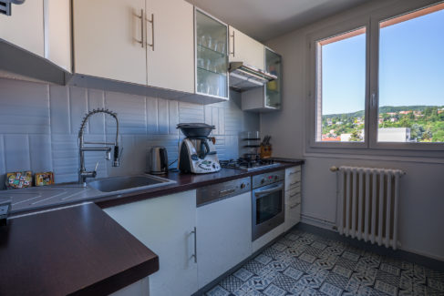 Photo immobilière : Clermont-Ferrand - Cuisine équipée (c) Mickael Mussard Photographe